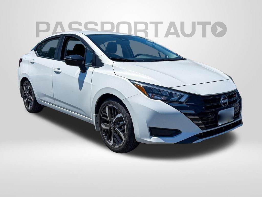2025 Nissan Versa 1.6 SR