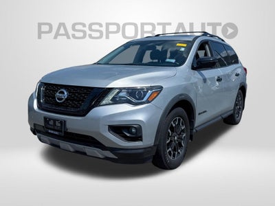 2020 Nissan Pathfinder SL