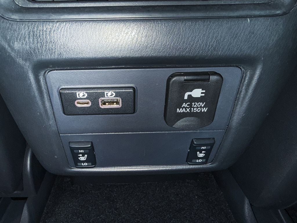 2020 Nissan Pathfinder SL