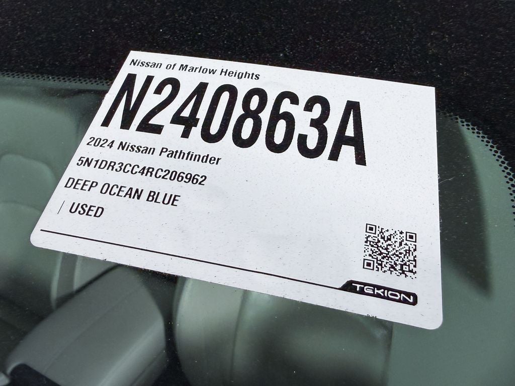 2024 Nissan Pathfinder SL
