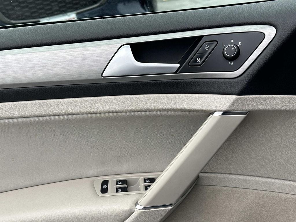 2016 Volkswagen Golf TSI S 4-Door