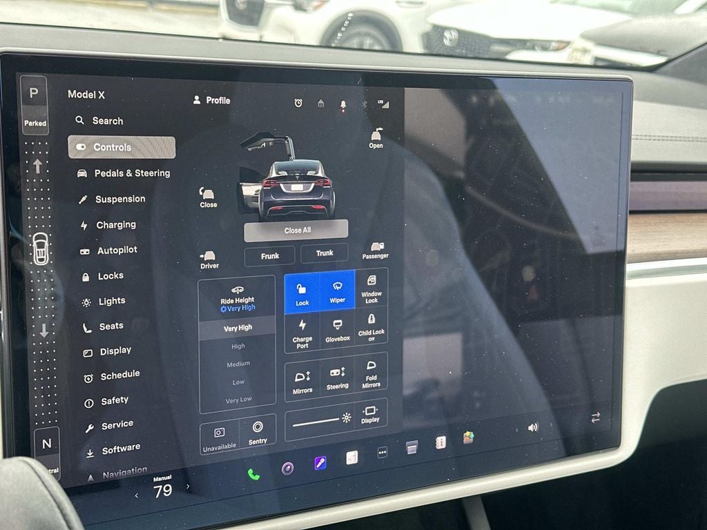 2023 Tesla Model X Standard Range