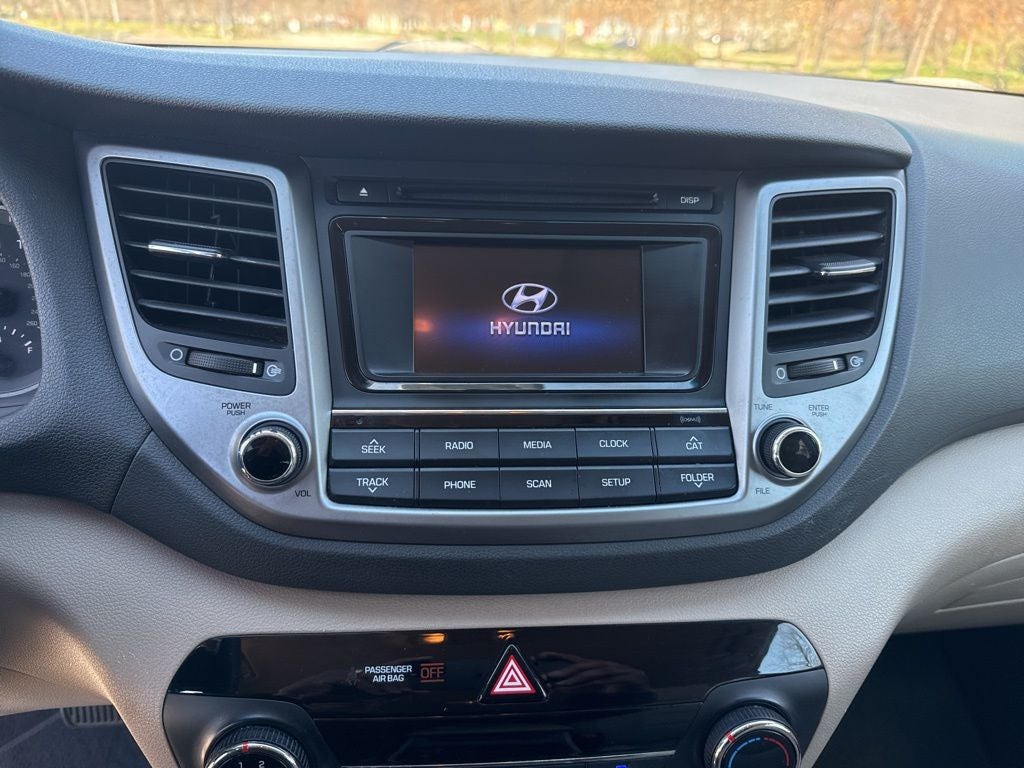 2016 Hyundai Tucson SE