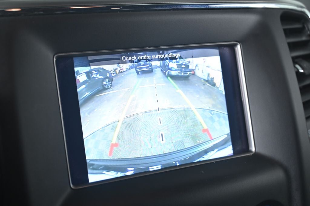 2021 Jeep Grand Cherokee Freedom Edition