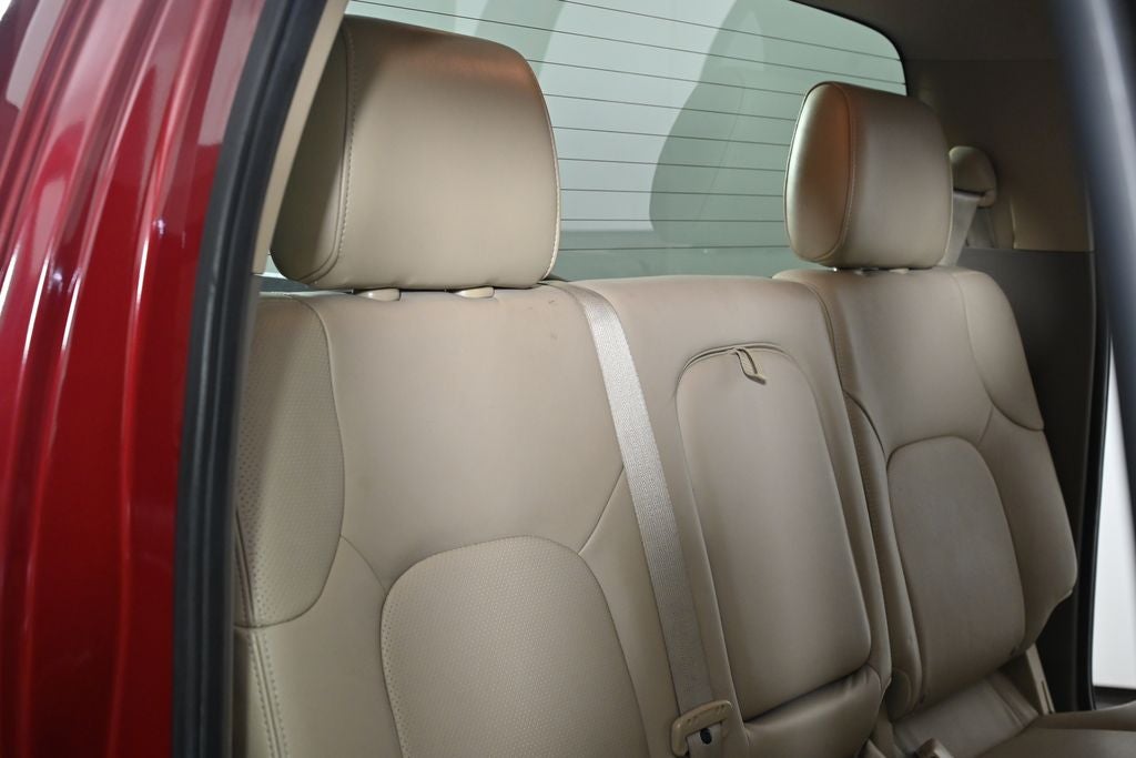 2010 Nissan Frontier LE