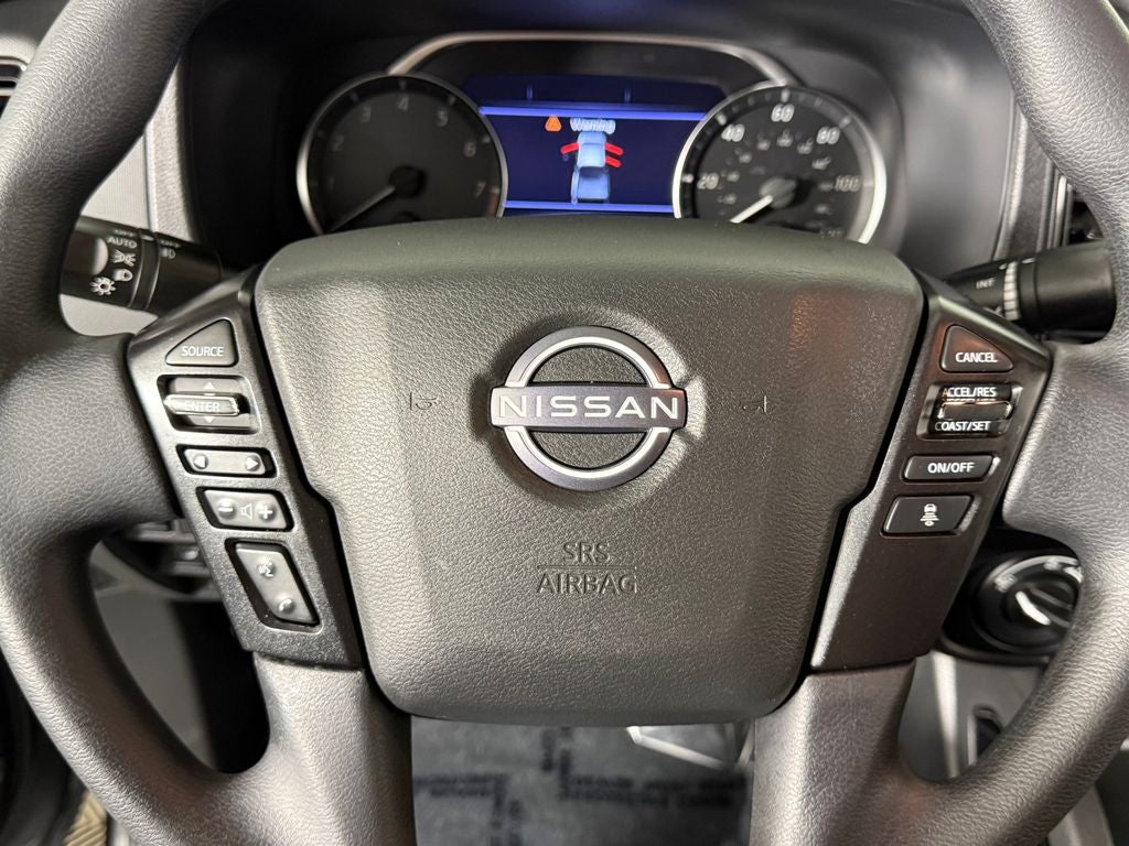 2023 Nissan Frontier SV Midnight Edition