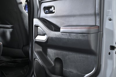 2023 Nissan Frontier PRO-4X Nissan Certified