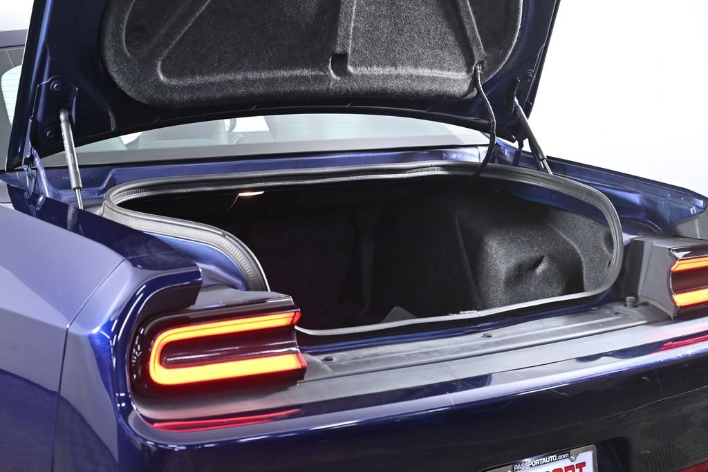 2016 Dodge Challenger SXT