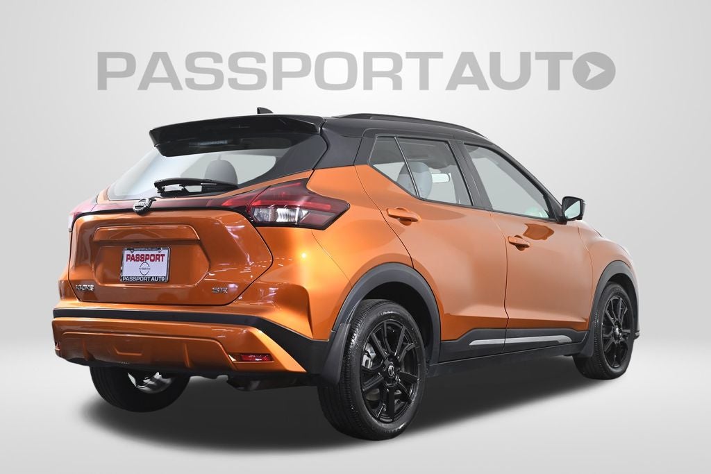 2021 Nissan Kicks SR