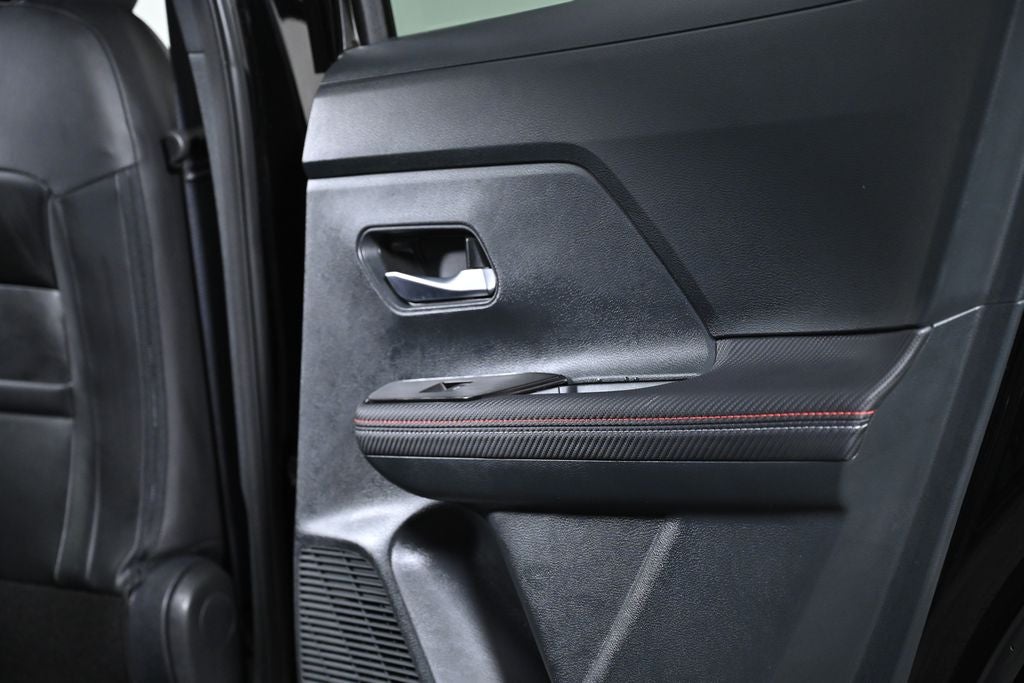 2025 Nissan Kicks SR Nissan Certified