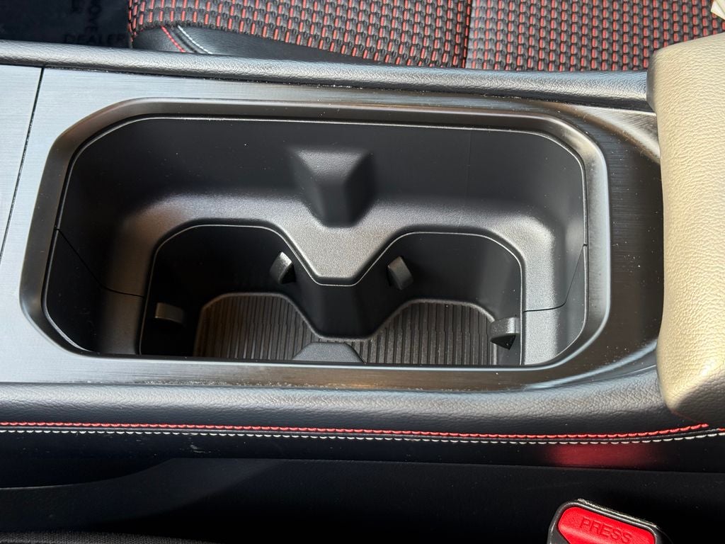 2025 Nissan Kicks SR Nissan Certified