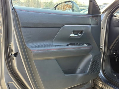 2025 Nissan Kicks SR Nissan Certified