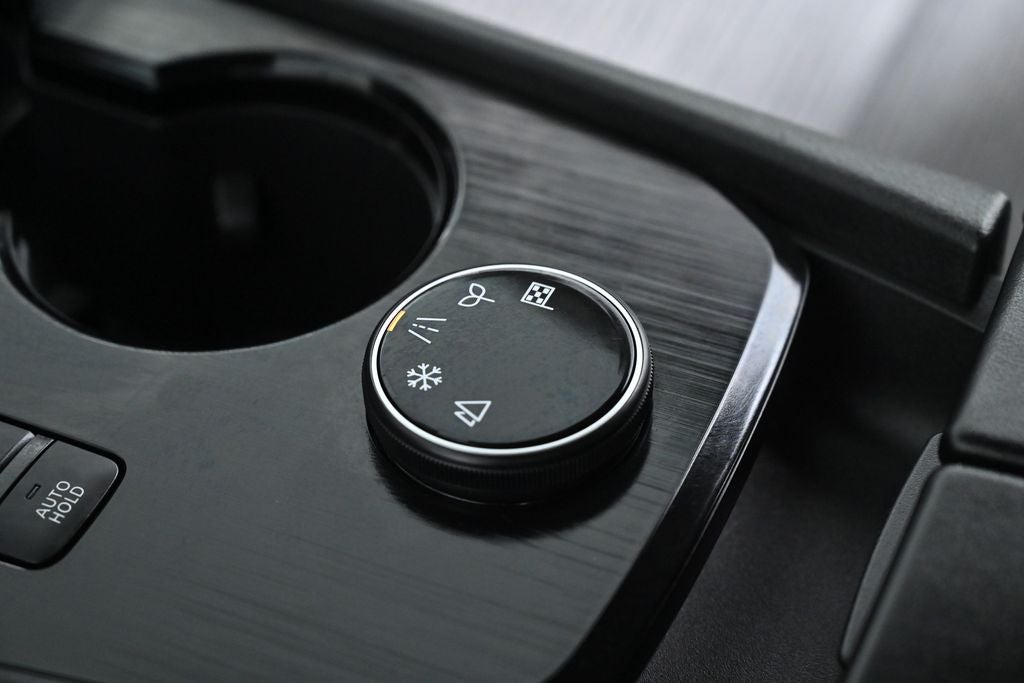 2023 Nissan Rogue SV Nissan Certified