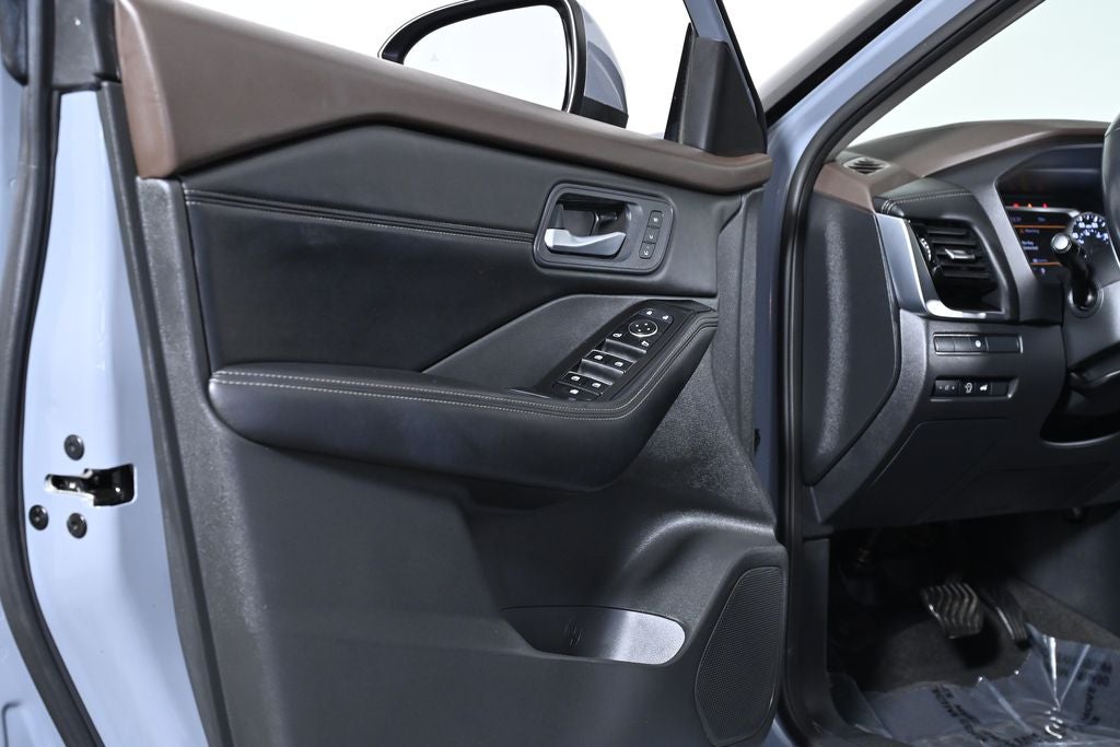 2023 Nissan Rogue SL Nissan Certified