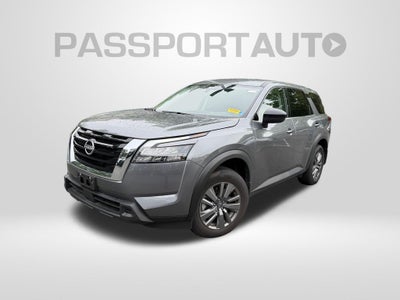 2025 Nissan Pathfinder S
