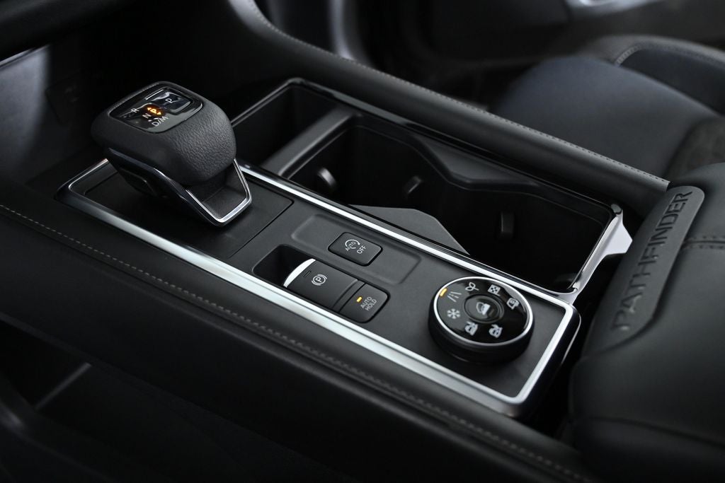 2022 Nissan Pathfinder S Nissan Certified