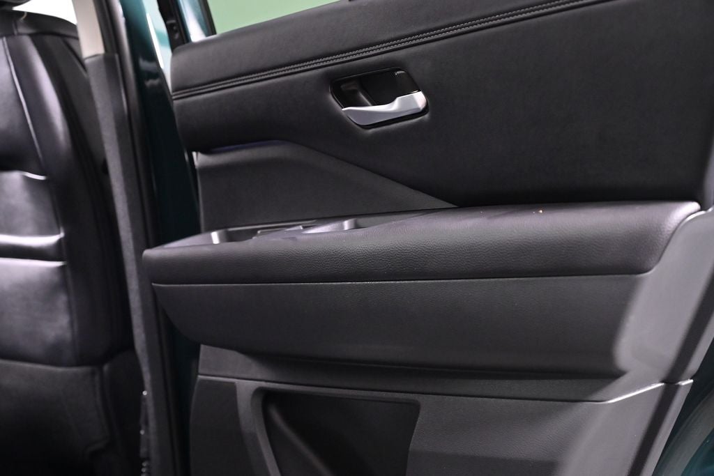 2025 Nissan Pathfinder Platinum Nissan Certified