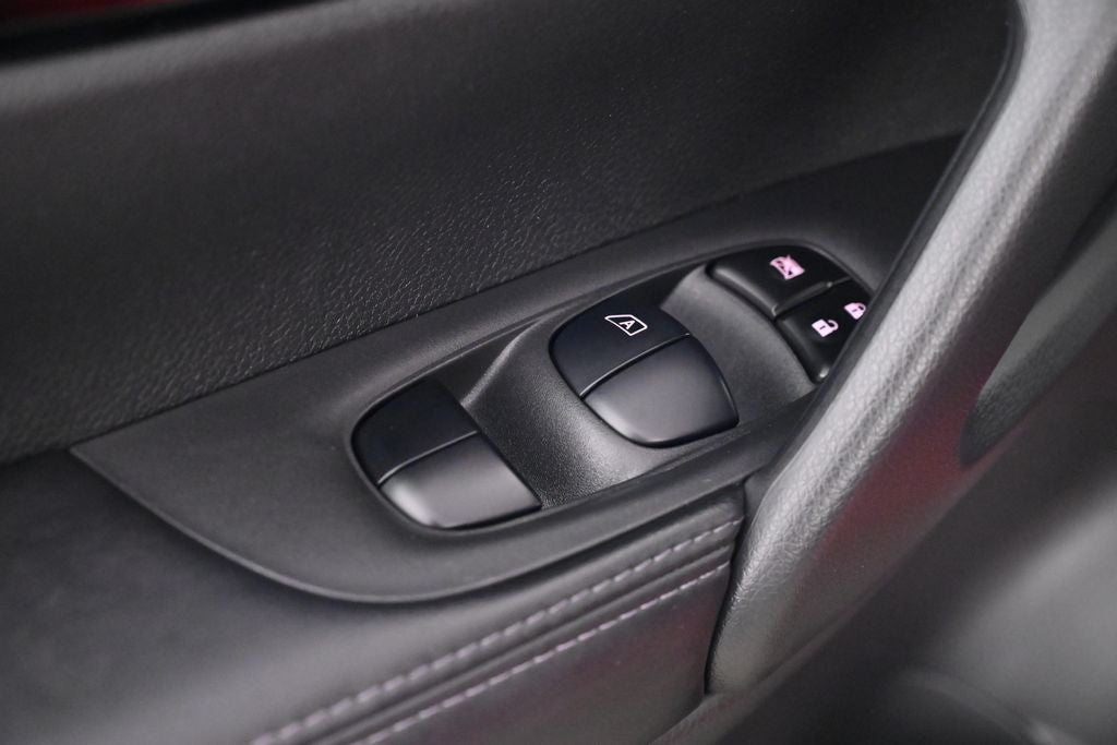 2022 Nissan Rogue Sport SV Nissan Certified