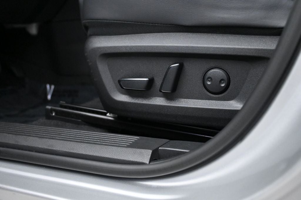 2024 Nissan Rogue SV Premium Nissan Certified