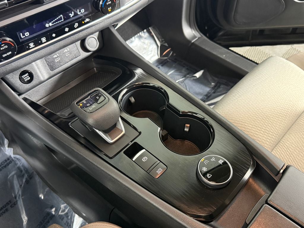 2024 Nissan Rogue SV AWD Nissan Certified