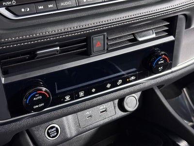 2023 Nissan Rogue SV Nissan Certified