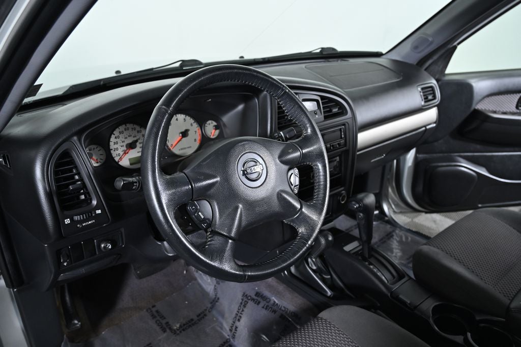 2004 Nissan Pathfinder SE