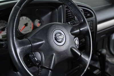 2004 Nissan Pathfinder SE