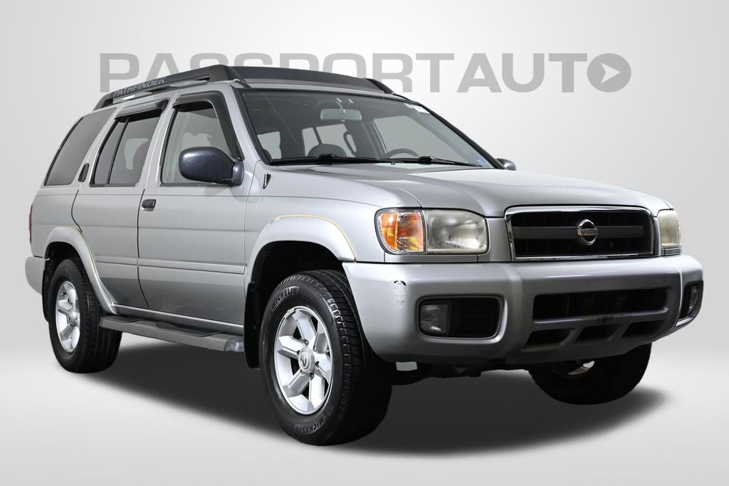 2004 Nissan Pathfinder SE