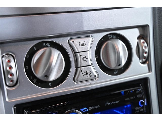 2004 Chrysler Crossfire 2dr Cpe