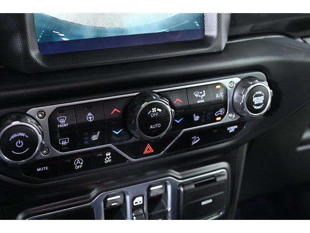 2020 Jeep Wrangler Unlimited Sahara Altitude