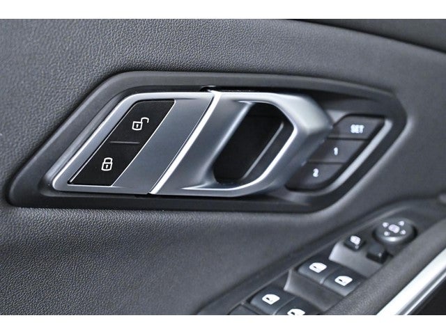 2021 BMW 3 Series 330i xDrive