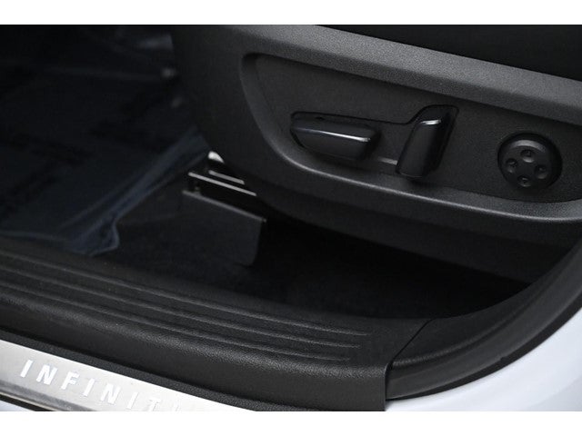 2022 INFINITI QX50 LUXE