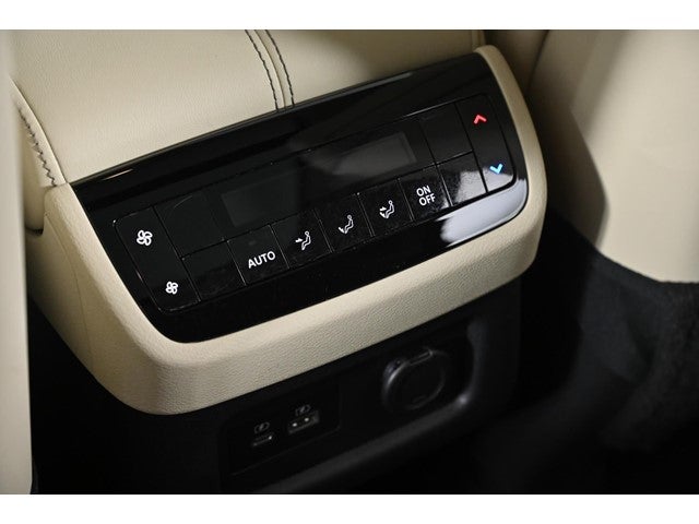 2022 INFINITI QX60 LUXE