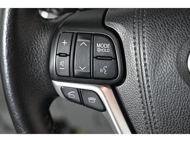 2017 Toyota Sienna XLE 8-Passenger