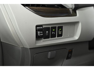 2017 Toyota Sienna XLE 8-Passenger