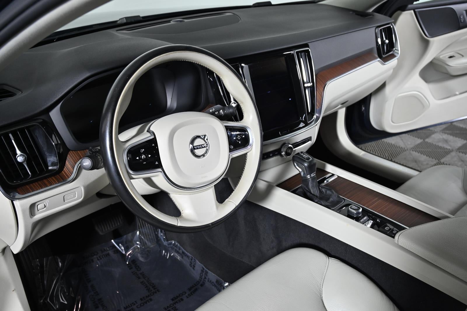 2021 Volvo S60 Momentum