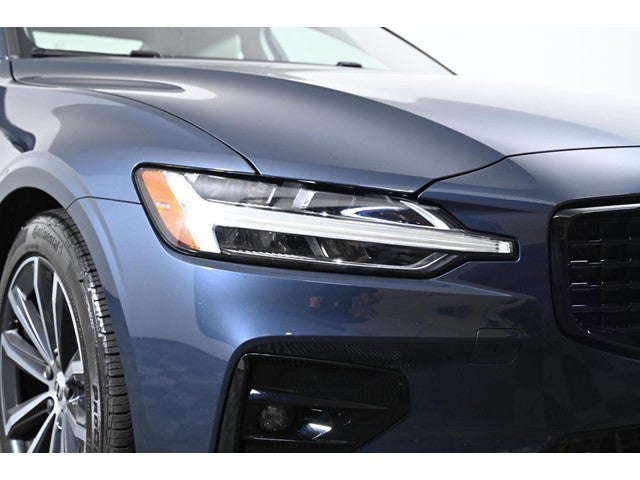 2021 Volvo S60 Momentum