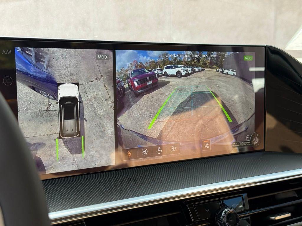 2026 INFINITI QX80 LUXE