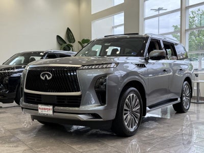 2026 INFINITI QX80 LUXE