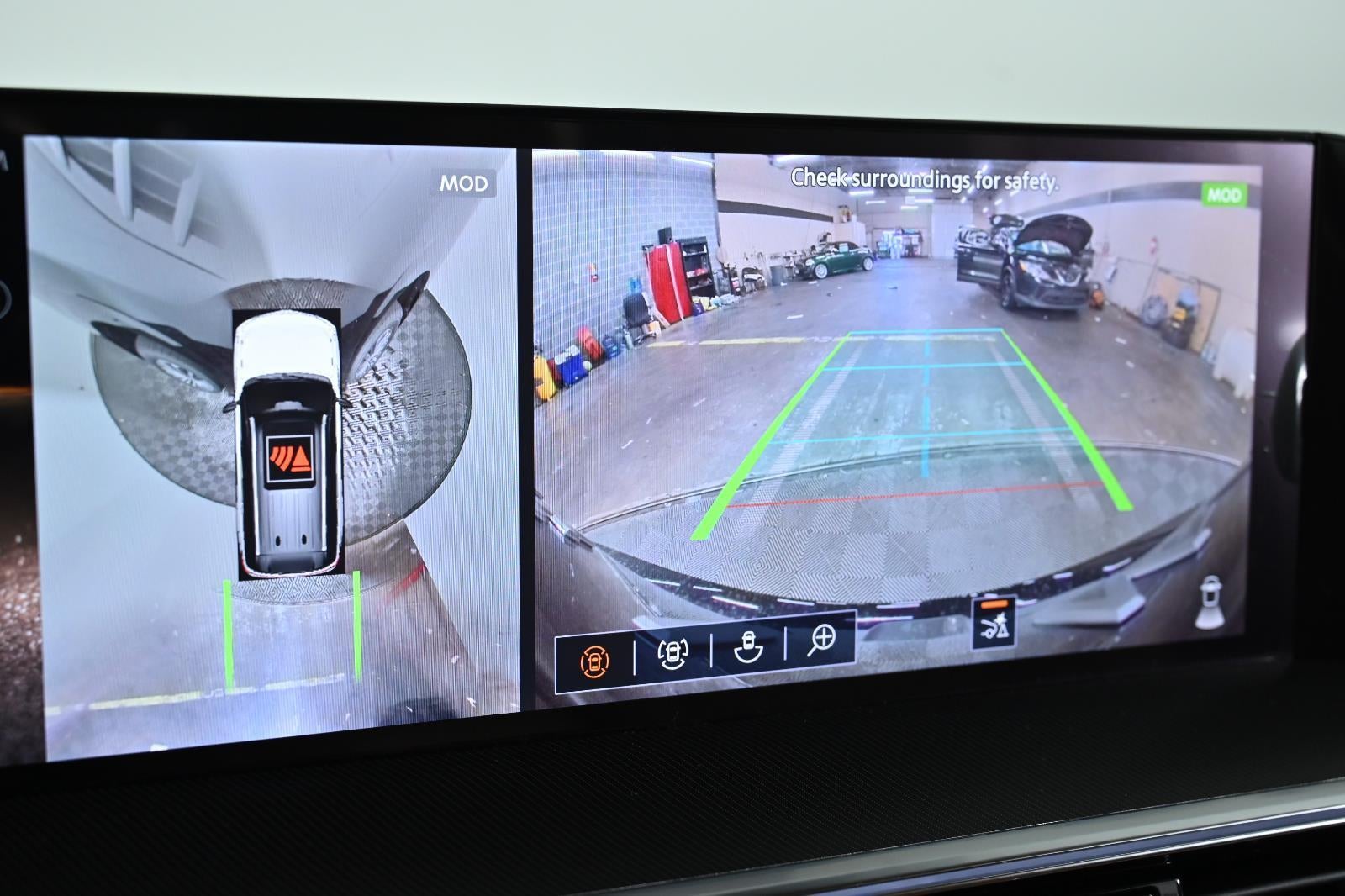 2026 INFINITI QX80 LUXE