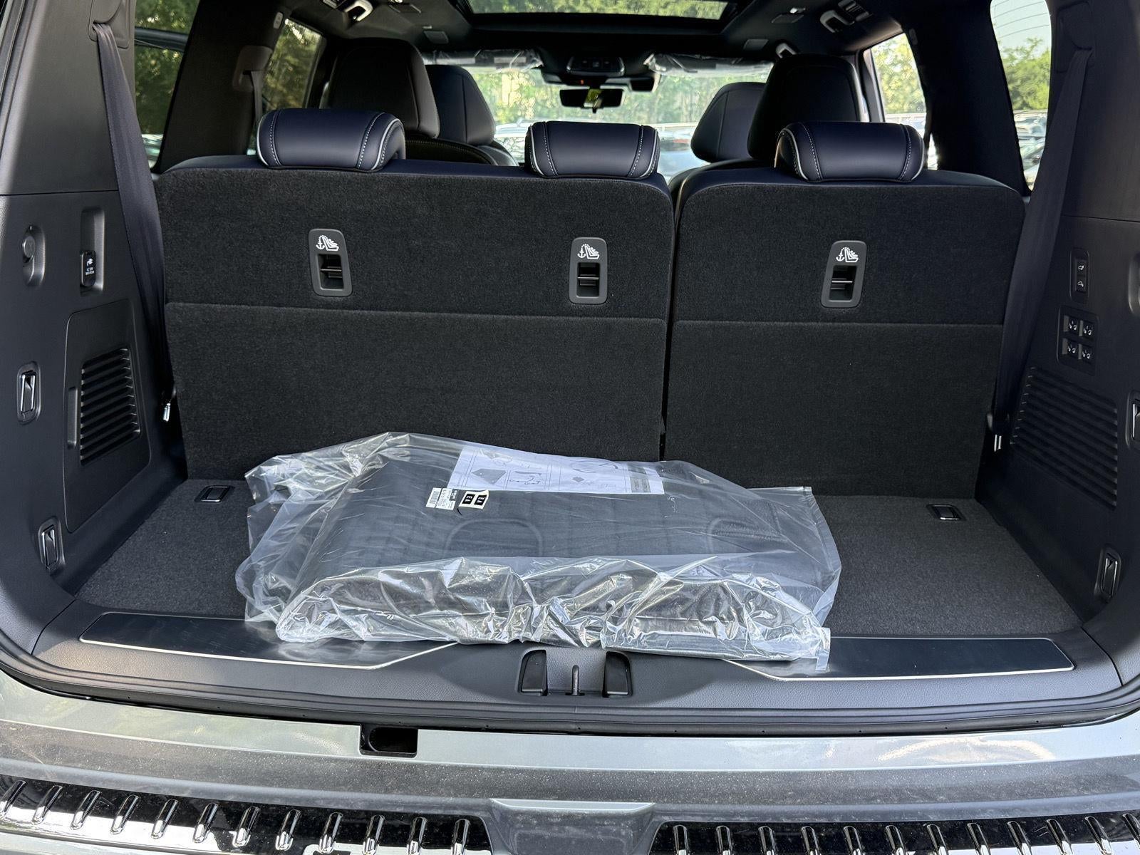 2026 INFINITI QX80 SPORT