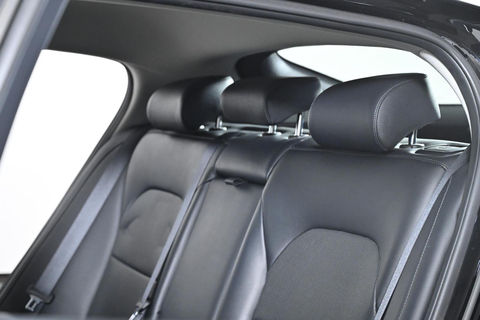 2018 Kia Stinger Base