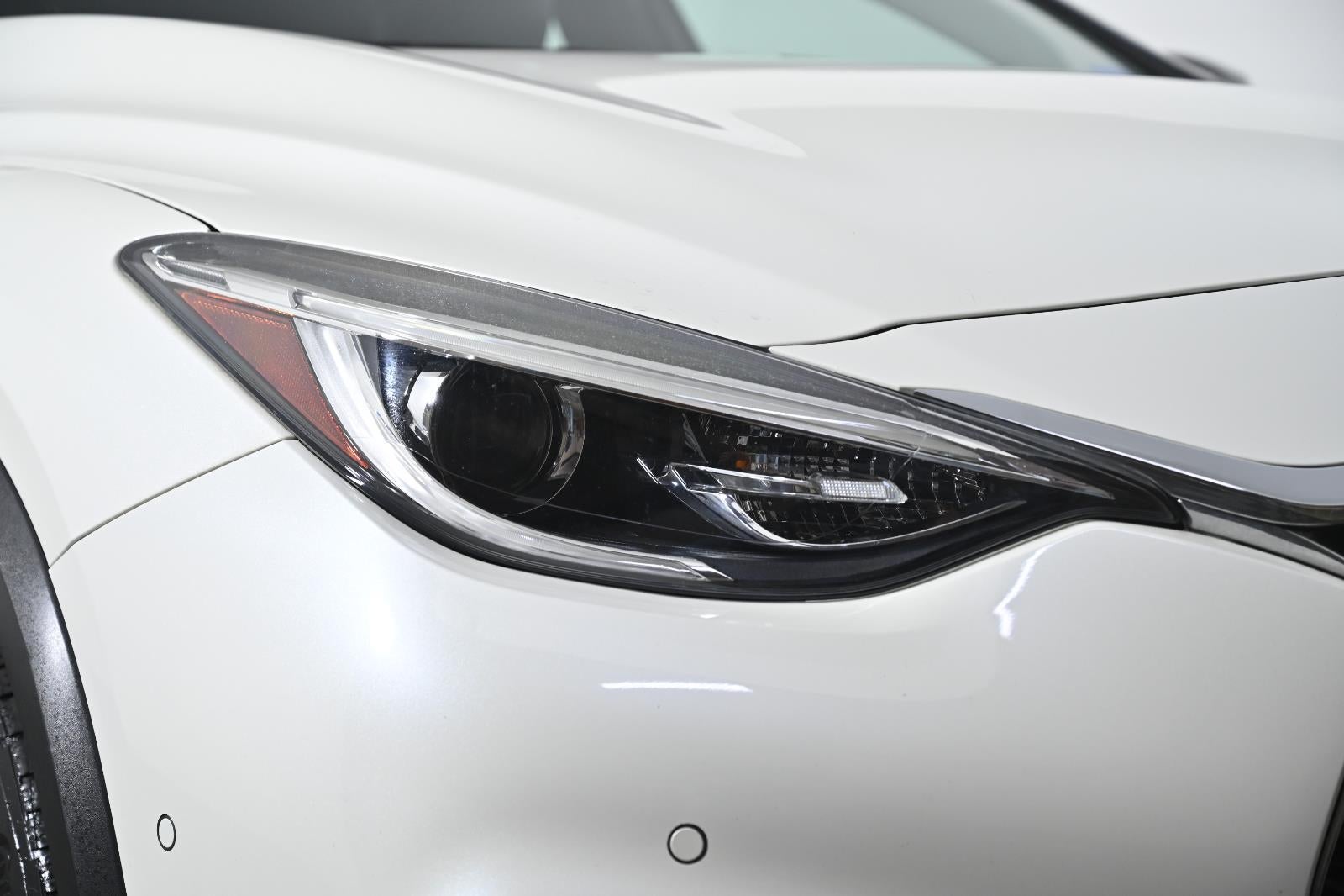 2019 INFINITI QX30 LUXE