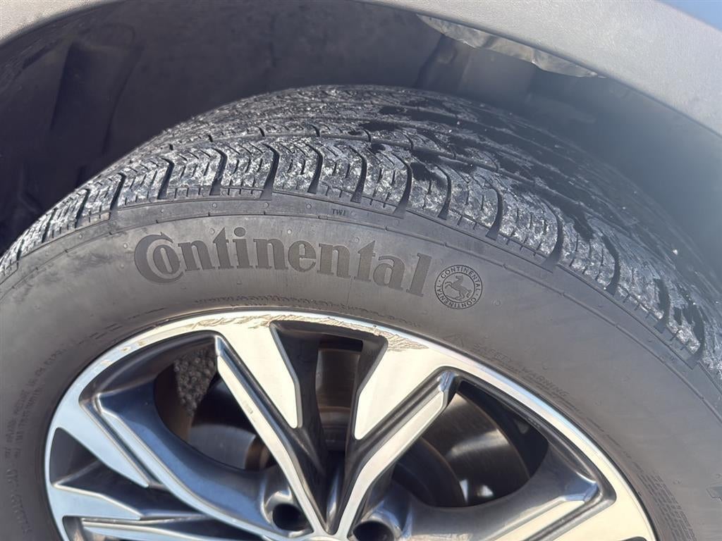 2019 INFINITI QX30 LUXE