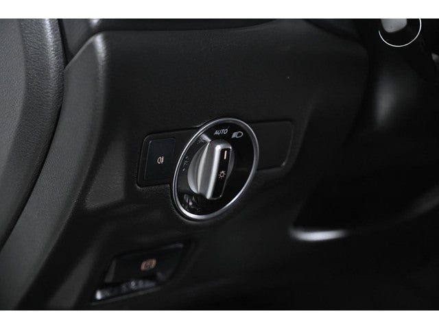 2019 INFINITI QX30 LUXE