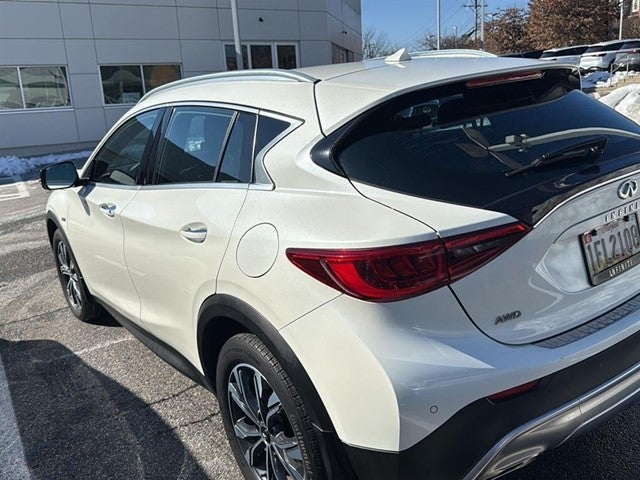 2019 INFINITI QX30 LUXE
