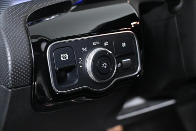 2022 Mercedes-Benz A-Class A 220