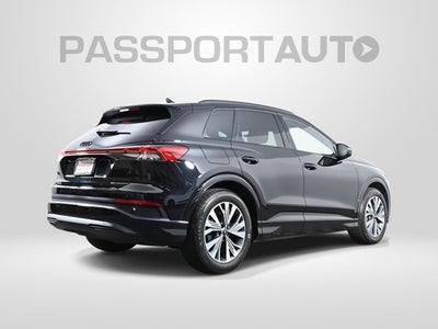 2025 Audi Q4 e-tron Premium Plus