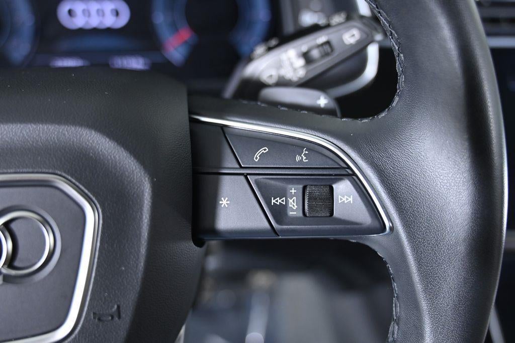 2023 Audi Q8 Premium Plus