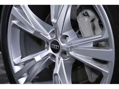 2023 Audi Q8 Premium Plus